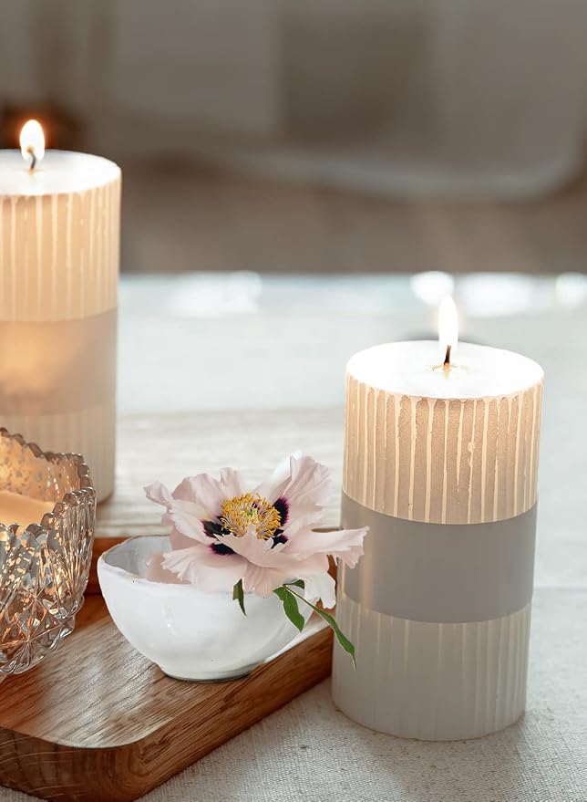 Serene Spaces Living Set of 4 Extra Small Free-Form Edge Glazed Ceramic Bowl, Centerpiece for Vintage Weddings, Events, Home Décor, Measures 4" Diameter, 2.25" Tall